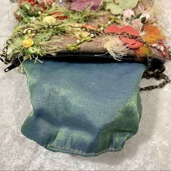 🏆HP🏆 Mary Frances Fantasy Floral Butterfly Bag - Picture 10 of 16